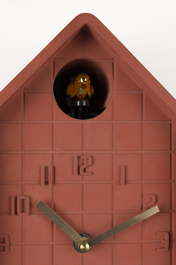 Zuiver Lori betónové kukučkové hodiny 4