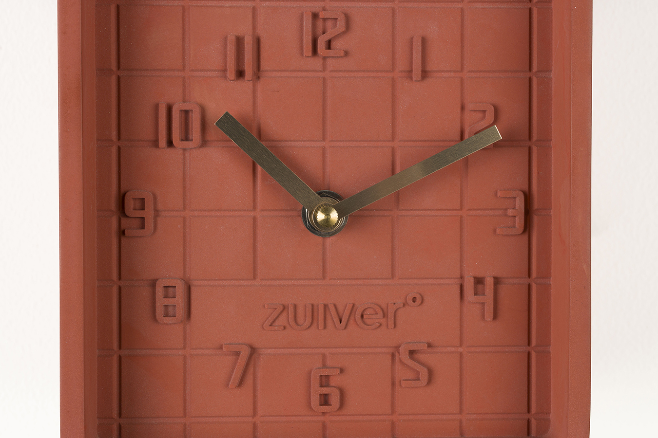 Zuiver Lori betónové kukučkové hodiny 6