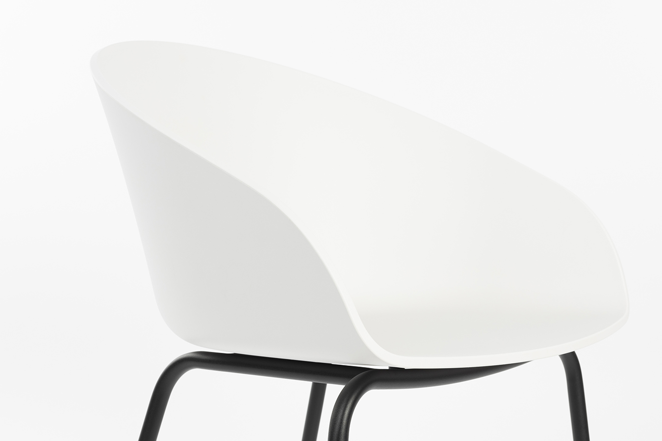 Zuiver Void dizajnová stolička 2