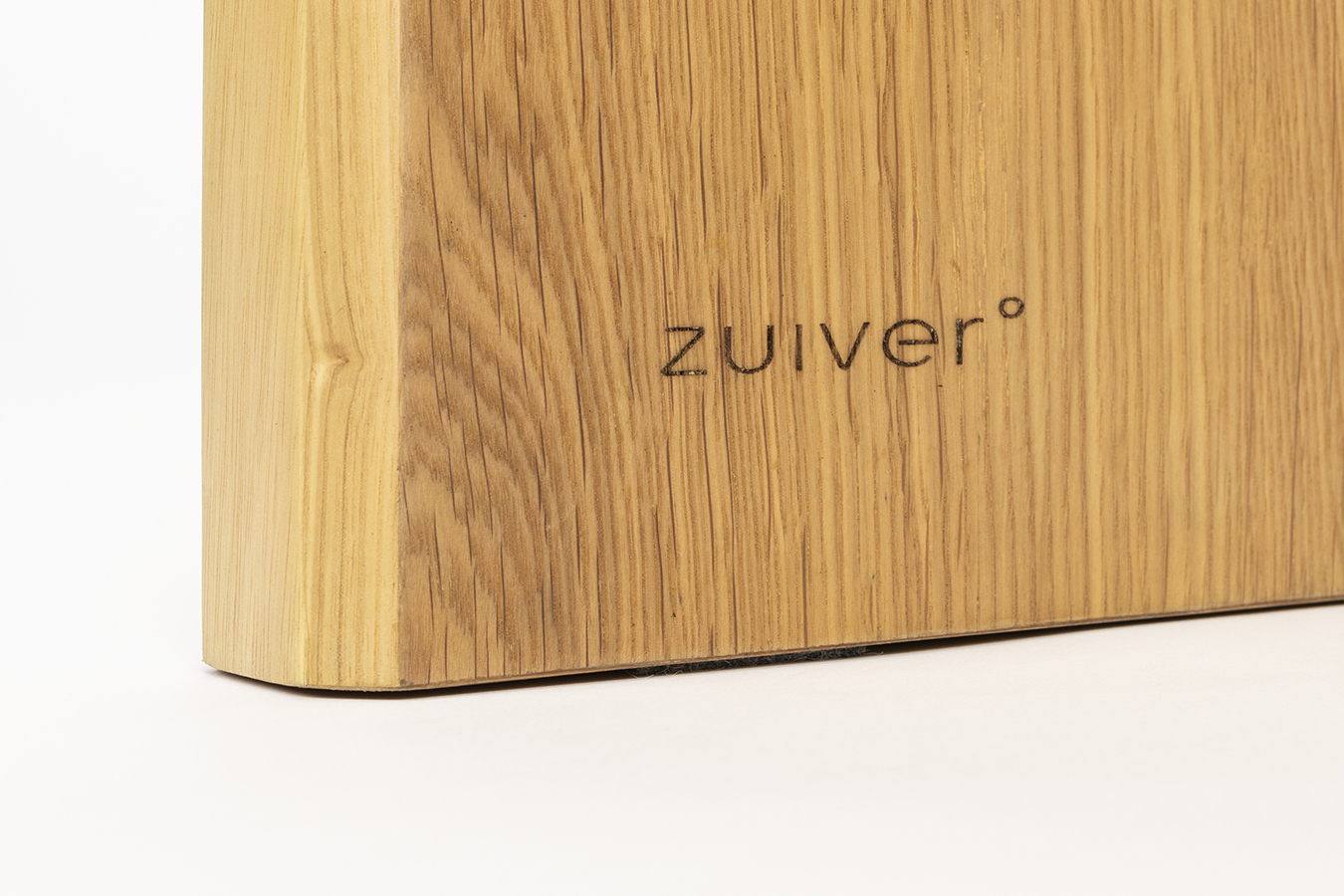 Zuiver Brave drevený kávový stolík 3
