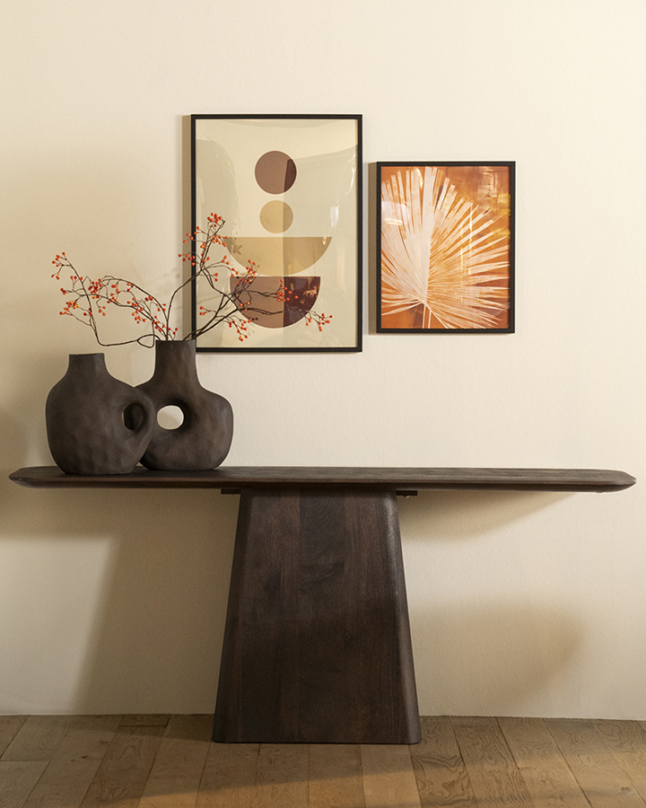 Eleonora Aron konzolový stolík 10