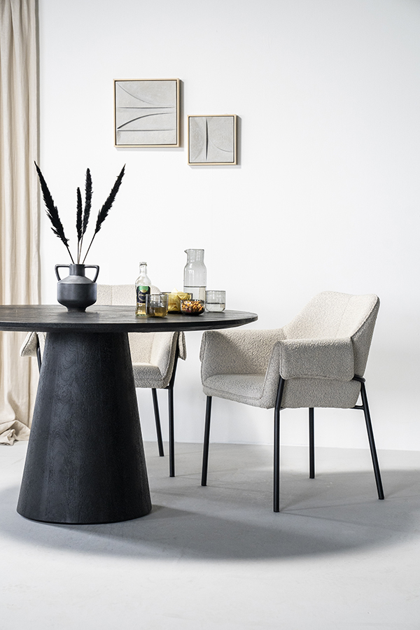 Eleonora Aron jedálenský stôl 5