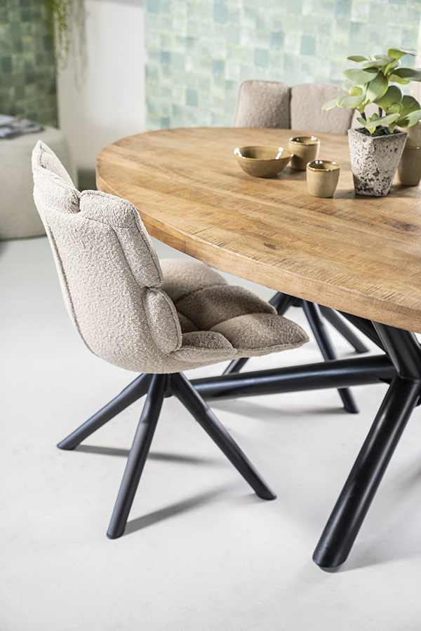 Eleonora Oscar jedálenský stôl 3