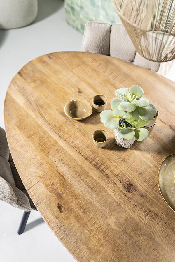 Eleonora Oscar jedálenský stôl 4