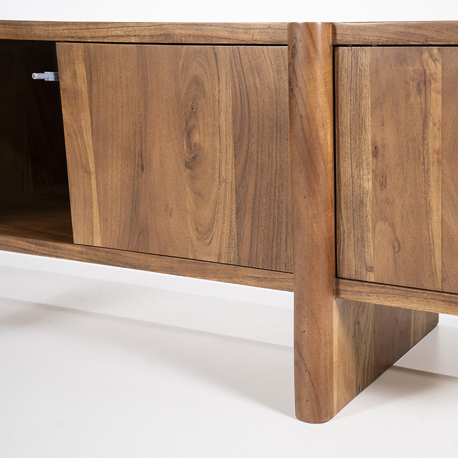 Eleonora Julian komoda pod TV 7