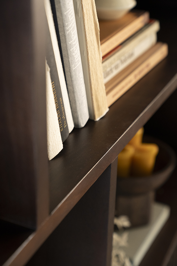 Eleonora Remi drevená knižnica 8