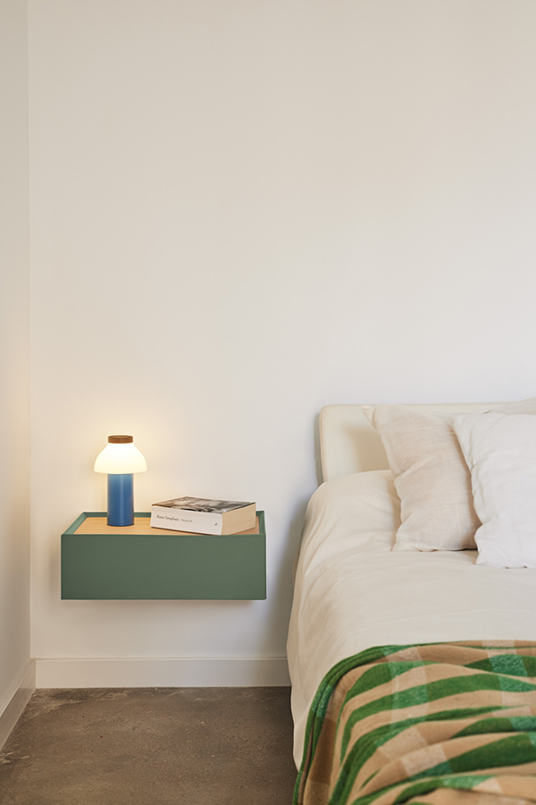 Teulat Arista nočný stolík 8