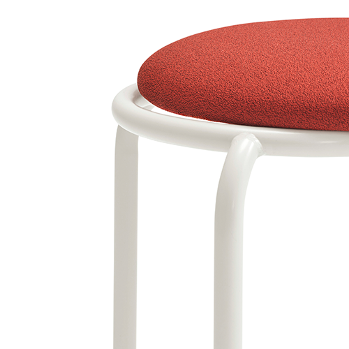 Ojedinelý dizajn posunutého sedáka