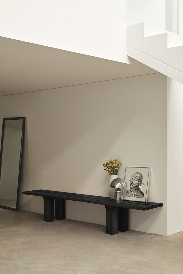 Teulat Banda drevený odkladací stolík 7