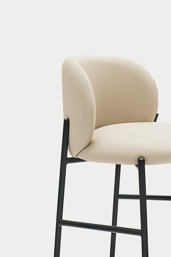 Teulat Mogi barová stolička 2