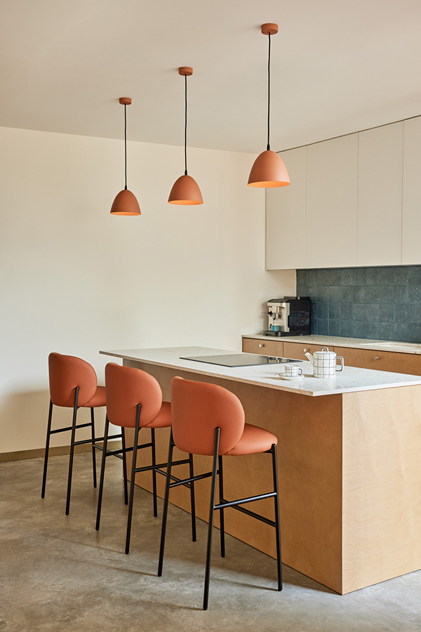 Teulat Mogi barová stolička 3