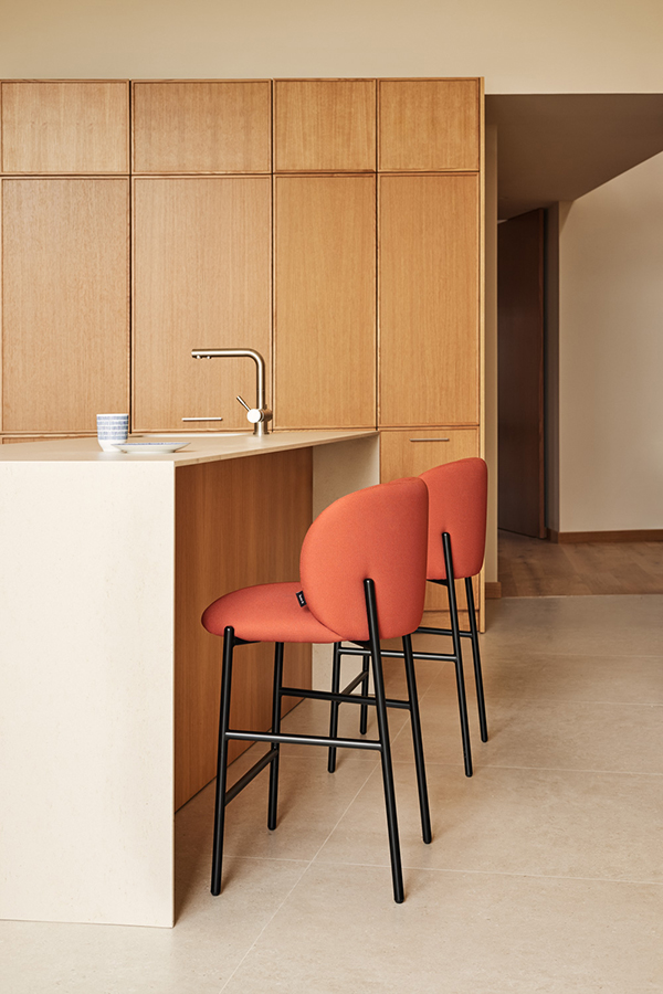 Teulat Mogi barová stolička 10