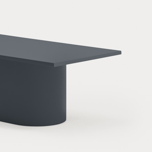 Súčasný dizajn s originálnou podnožou