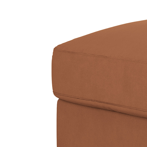  Minimalistická silueta s jemnými hranami