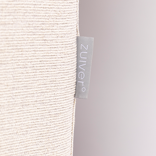 Dizajn pre moderný interiér – jednoduché línie a nadčasový vzhľad doplnia obývačku, spálňu aj pracovňu