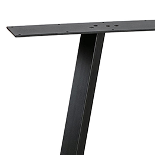 Čierny práškový lak chráni pred škrabancami, koróziou a opotrebením