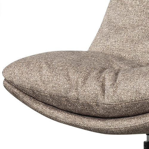 Minimalistický škandinávsky dizajn doplní moderný aj klasický interiér