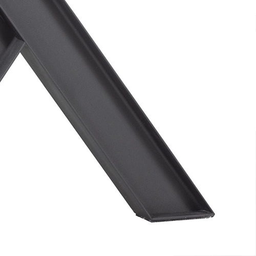 Odolný materiál s čiernym práškovým náterom zaručuje stabilitu a dlhú životnosť