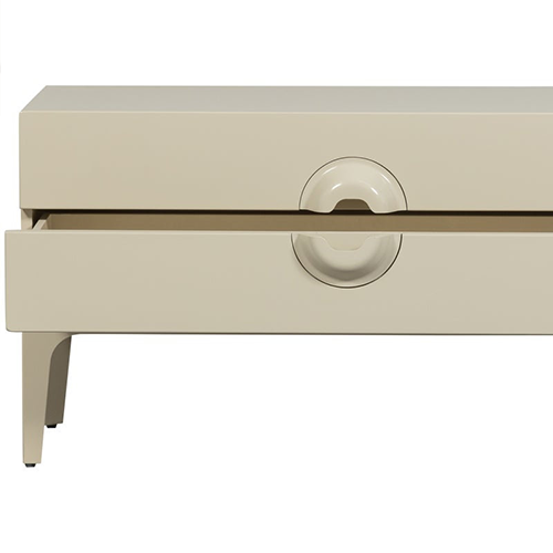 Praktické úložisko – štyri priestranné zásuvky na elektroniku, príslušenstvo alebo dekorácie