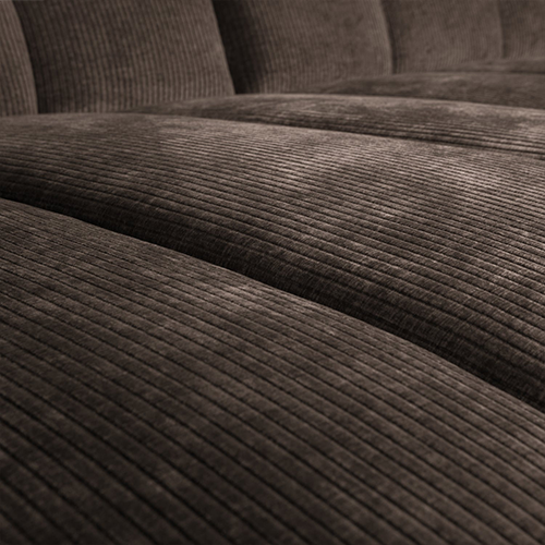 Odolná základňa a pevné čalúnenie zaručujú dlhodobú životnosť a luxusný pocit pri každom posedení