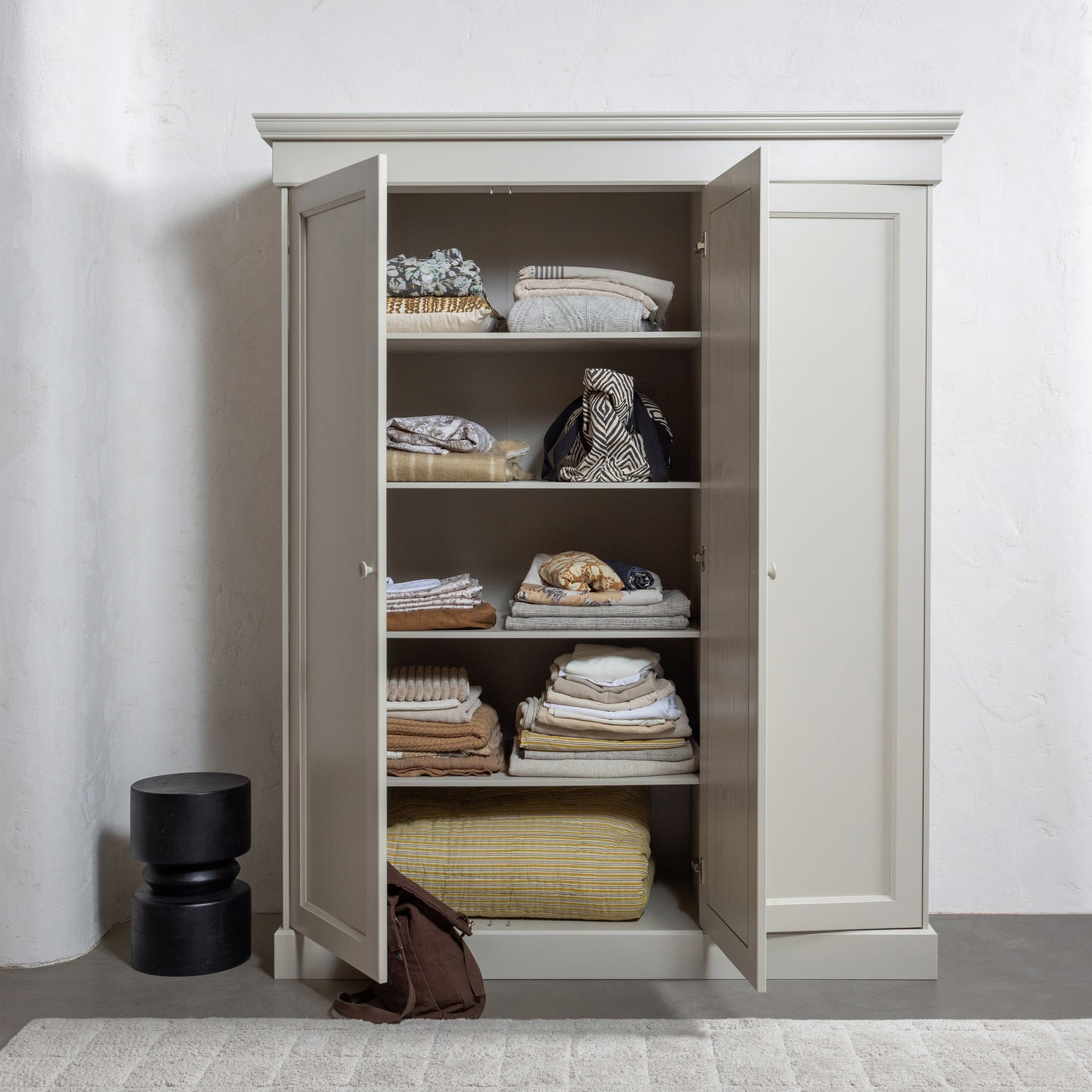 Woood Olivia drevená skriňa 14