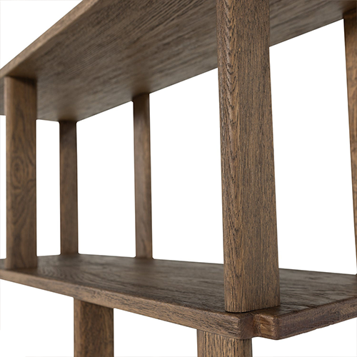 Čisté línie a moderná architektúra robia z regála výrazný umelecký prvok