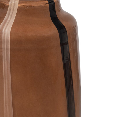 Teplý tón prináša sofistikovaný akcent do každého interiéru