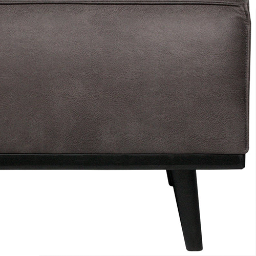 Materiál, ktorý pracuje so svetlom a dodáva povrchu vizuálnu štruktúru