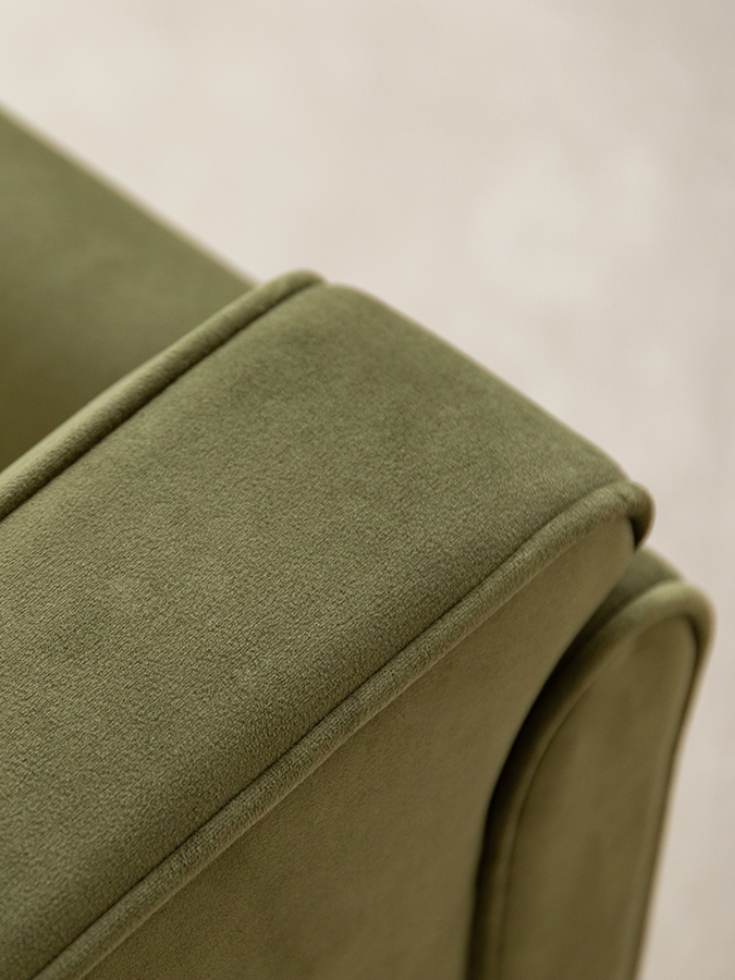 Micadoni Abby čalúnené zamatové kreslo 2