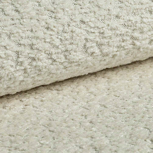 Dostupnosť vo viacerých typoch látok (velvet, bouclé, štruktúrovaná tkanina)