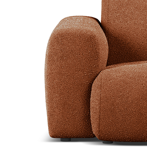 Operadlo s príjemným sklonom pre prirodzenú oporu chrbta