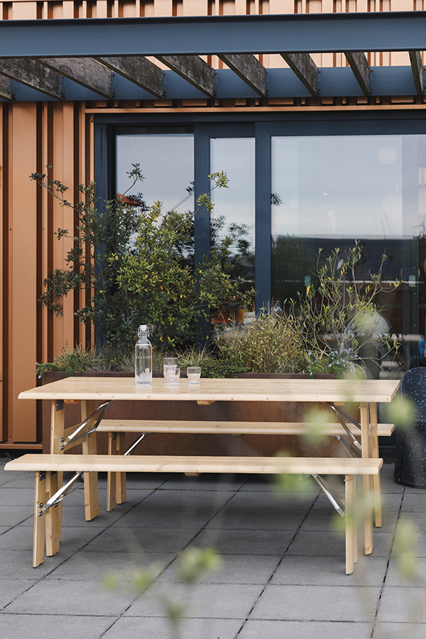 Zuiver Avenue rozkladací jedálenský stôl 15