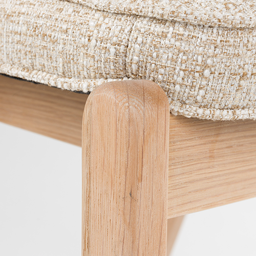 Ergonomicky tvarované operadlo