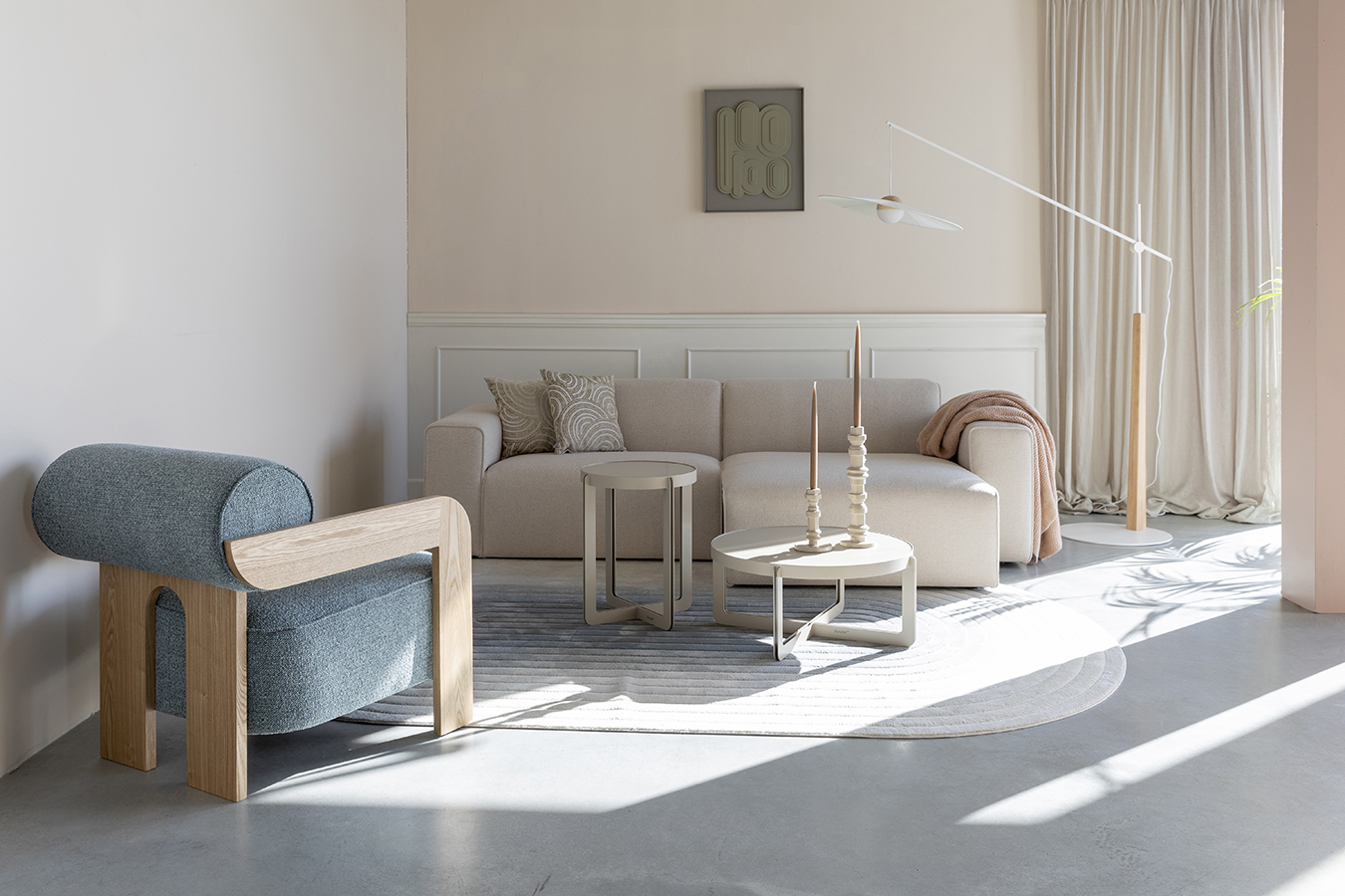 Zuiver Milka trojmiestna čalúnená sedačka 11