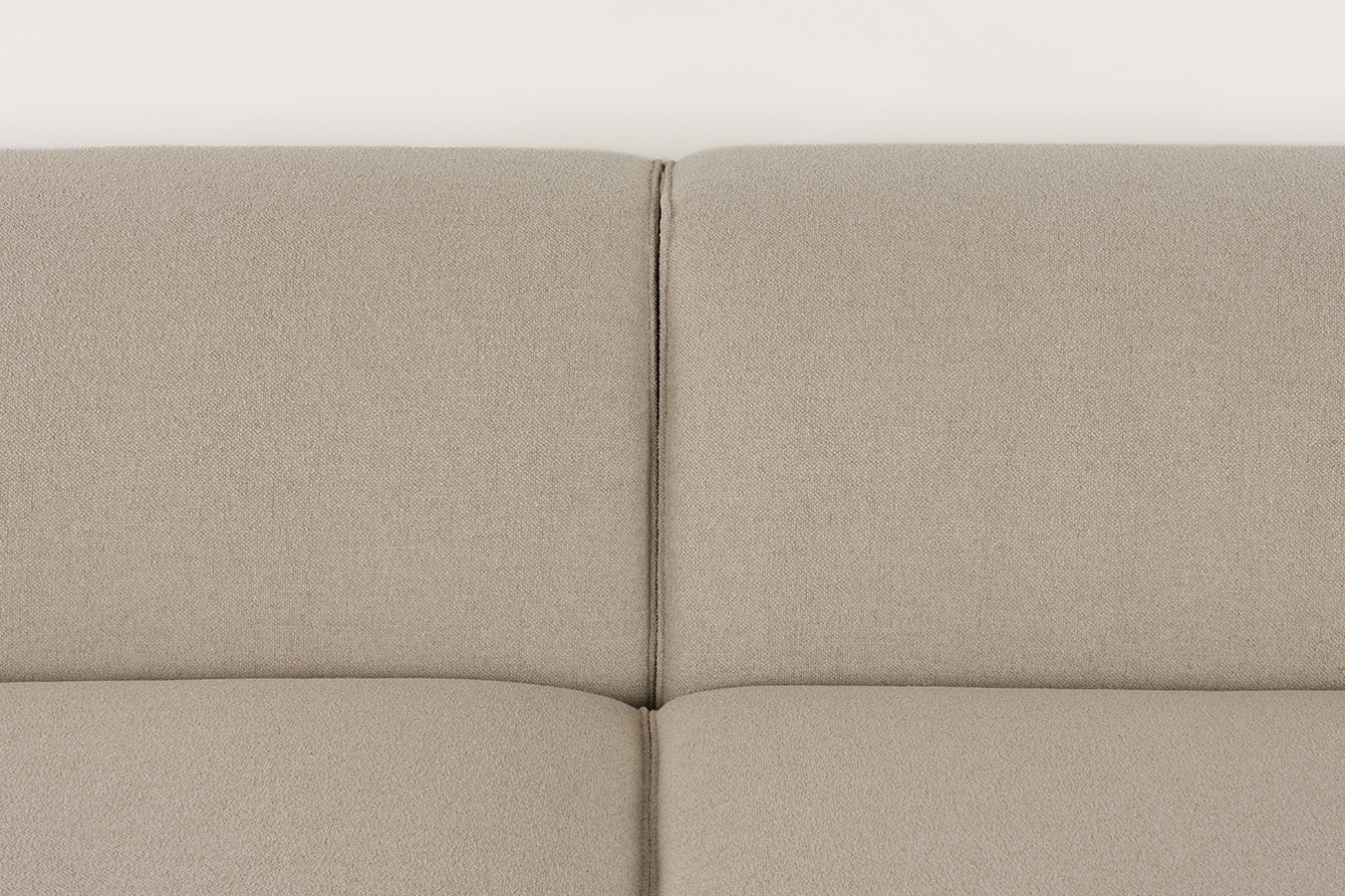 Zuiver Milka trojmiestna čalúnená sedačka 19