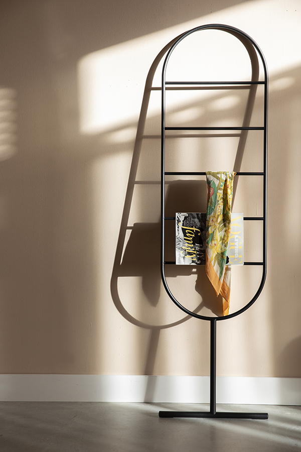 Zuiver Tess dizajnový rebrík 8