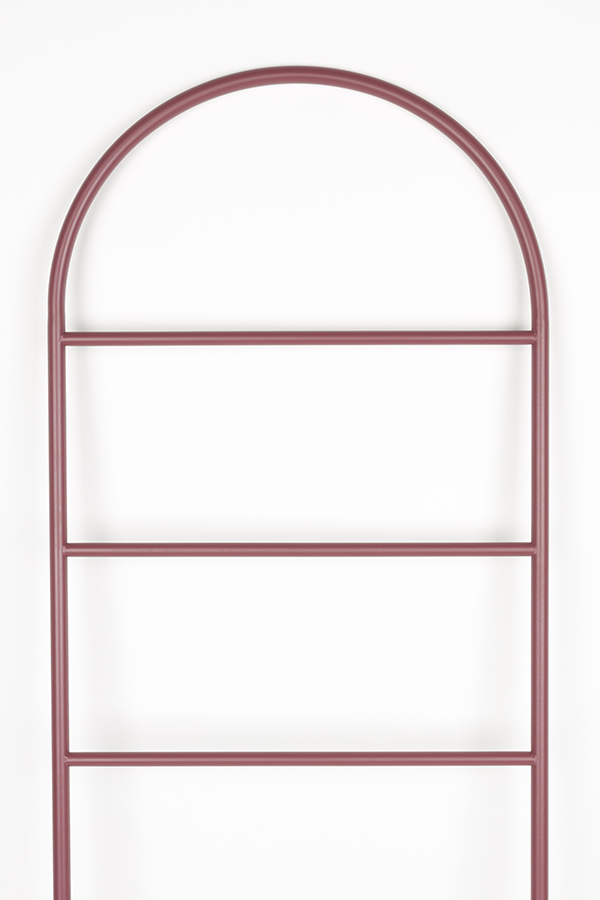 Zuiver Tess dizajnový rebrík 11