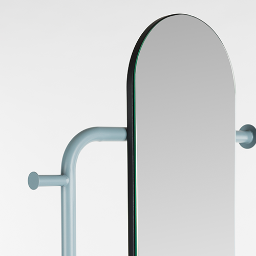 Elegantný zrkadlový efekt pre moderné interiéry