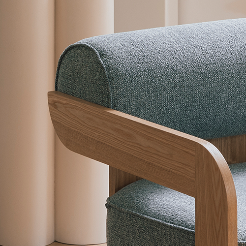 Vysoký komfort sedenia – mäkké čalúnenie a ergonomický tvar