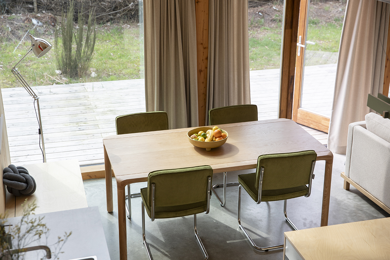 Zuiver Ridge Rib čalúnená stolička 4