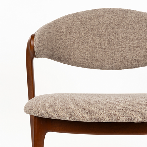 Čalúnený sedák a operadlo