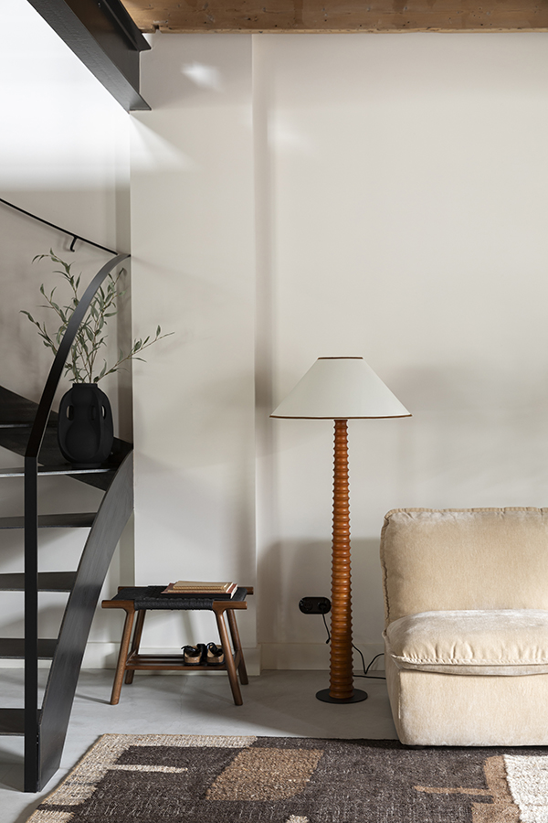 Dutchbone Horace stojanové svietidlo 9