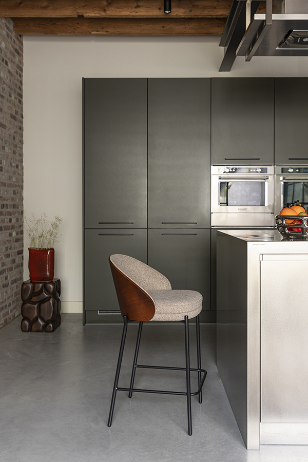 Dutchbone Rodin barová stolička 16