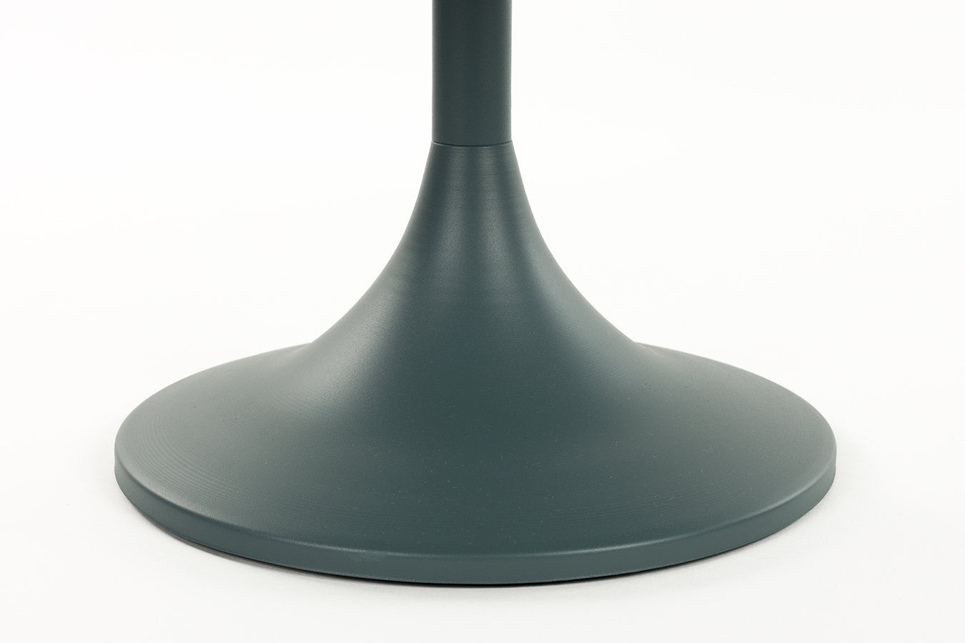 Zuiver Jason konferenčný stolík 10