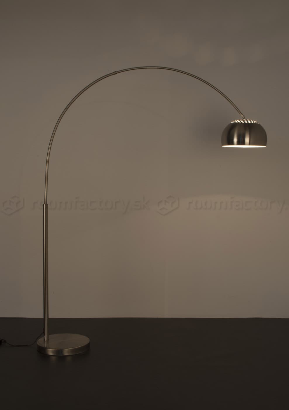 WL-Living Metal Bow New stojanová lampa