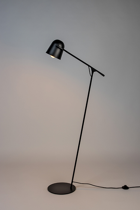 Zuiver Lau moderná stojanová lampa